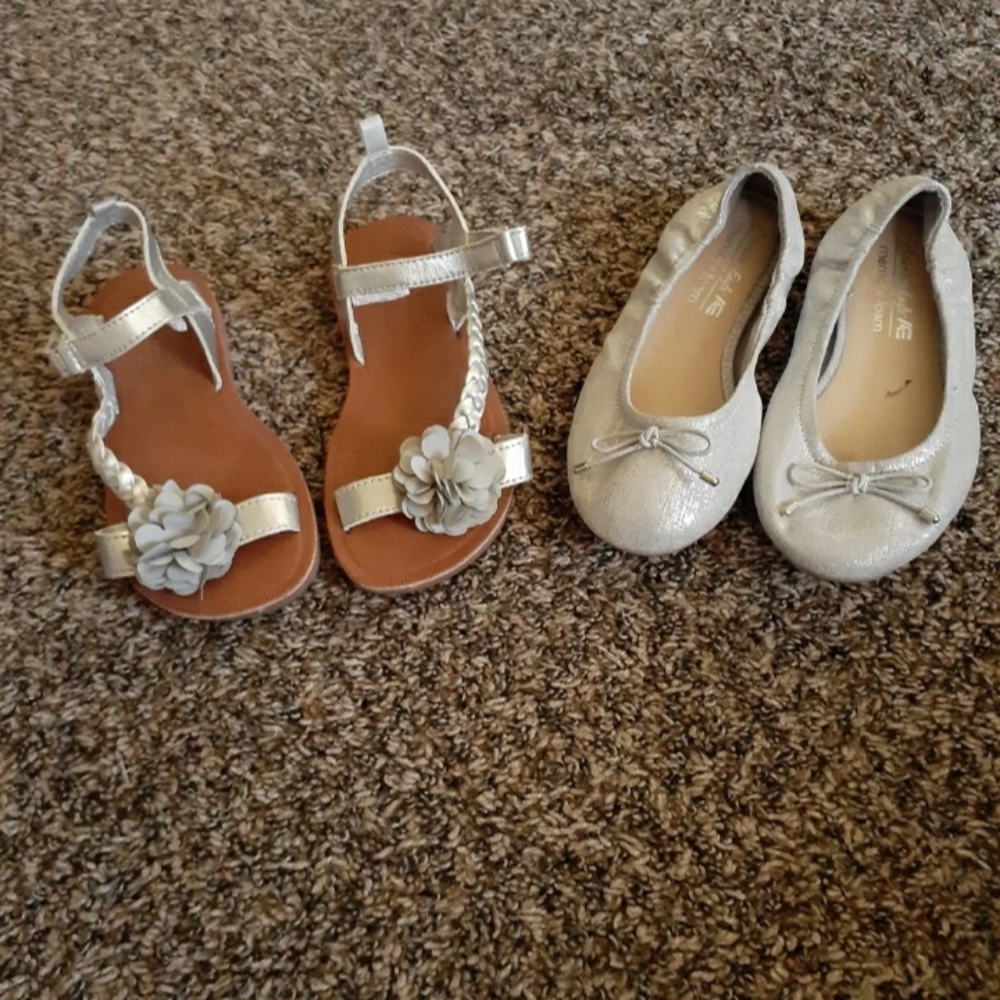 Girls shoes